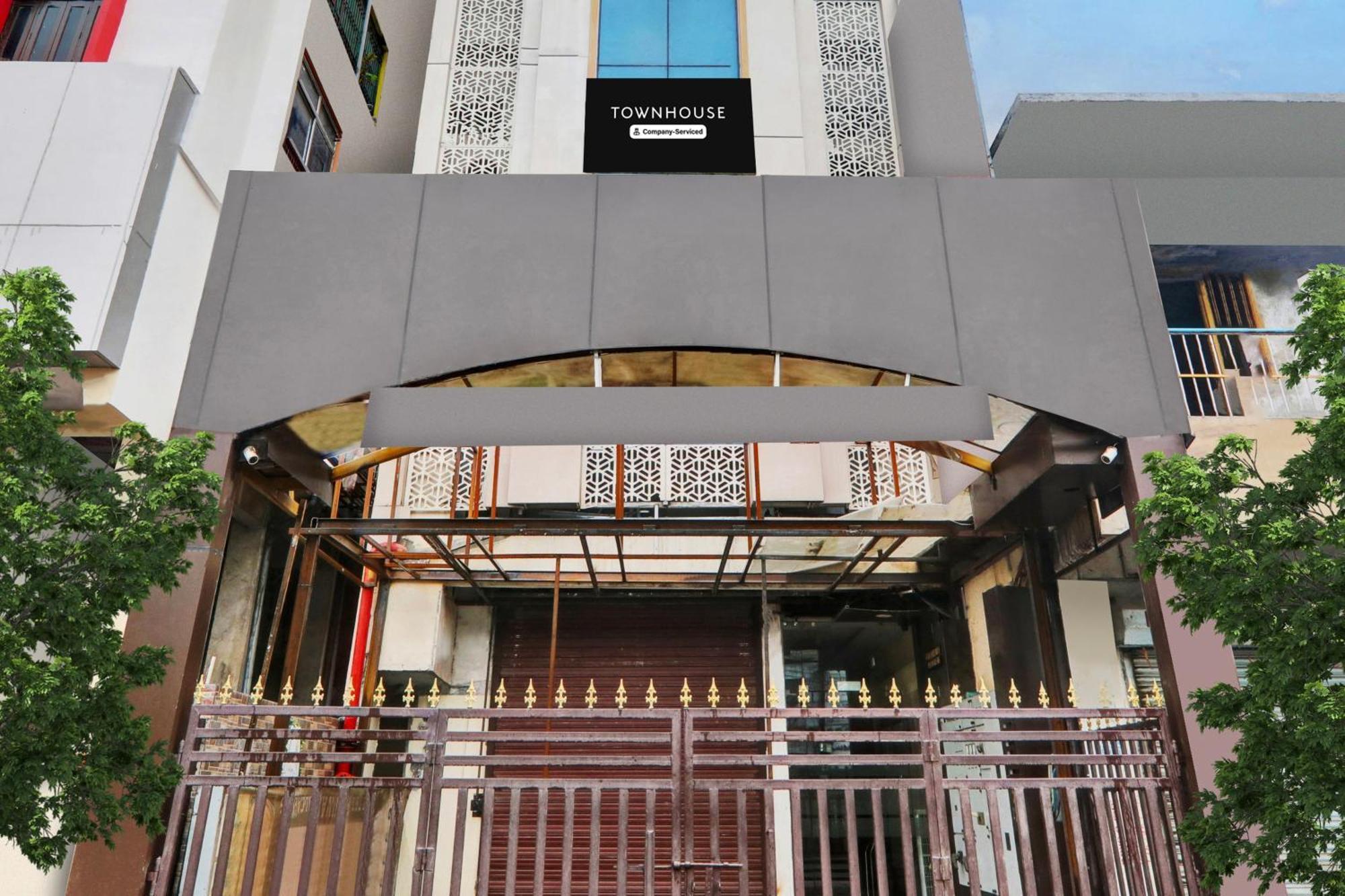 Super Townhouse Kankarbagh Formerly Kunwar Alcajars Патна Екстериор снимка